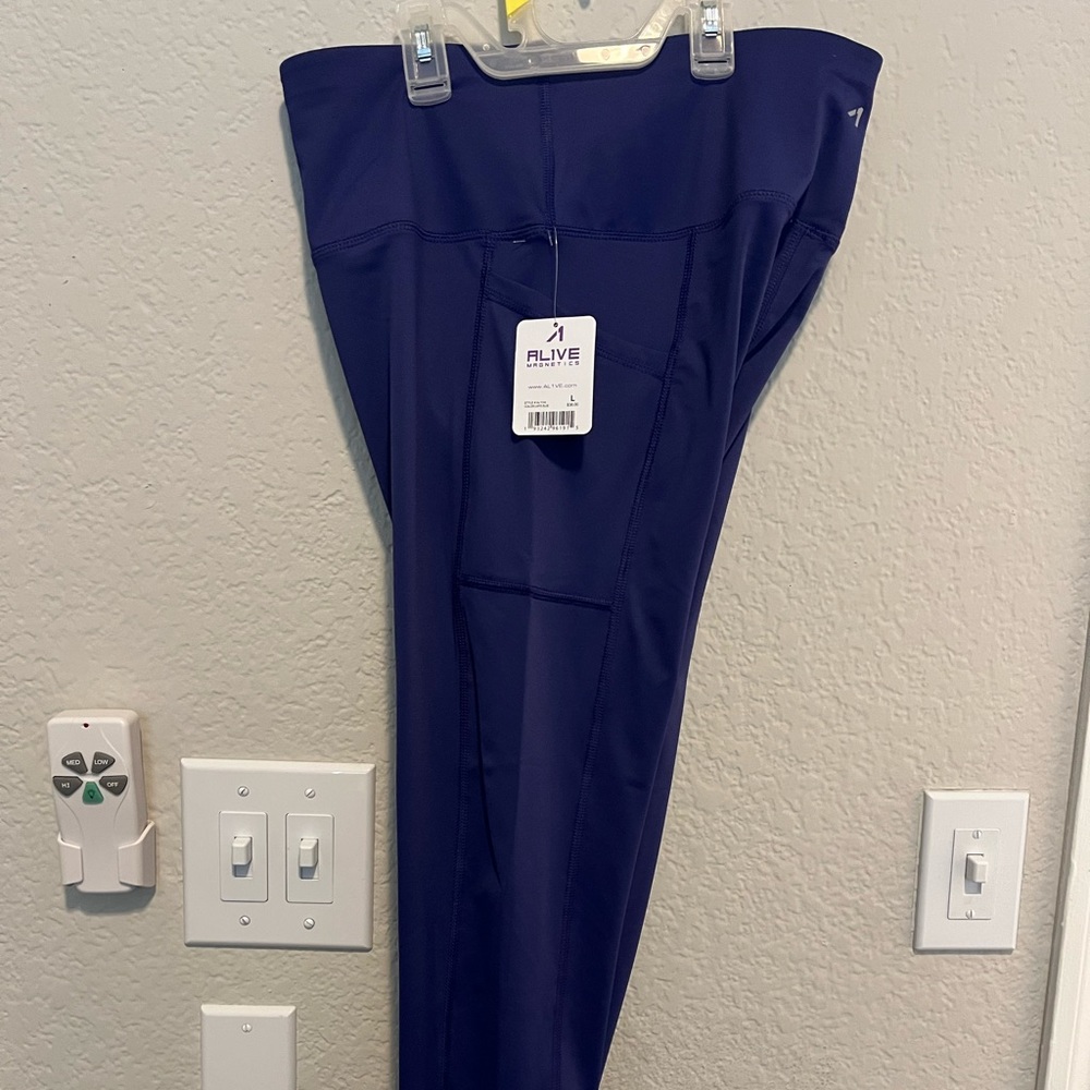 Purple workout track pants leggins